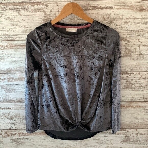 Altar’d State Crushed Velvet Grey Blouse Knot Front Size Small - Picture 1 of 3